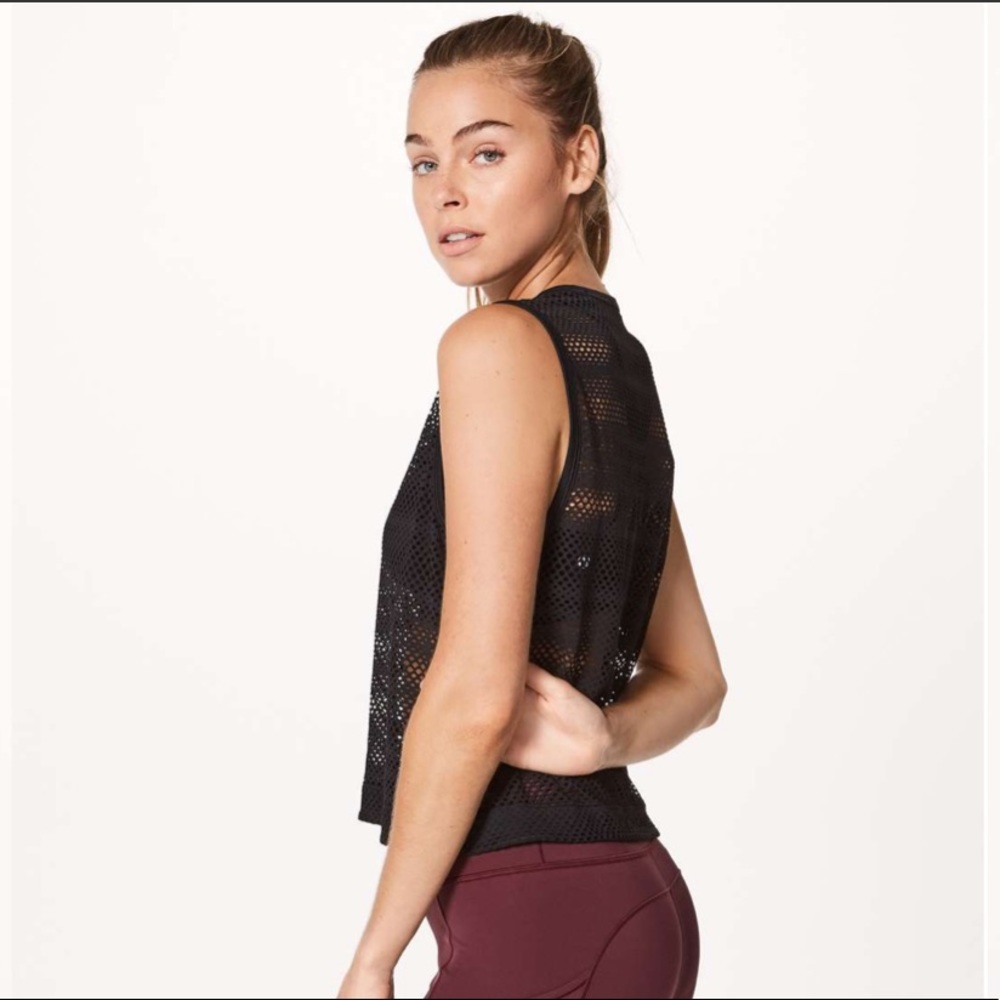 Lululemon Sweat Your Heart Out Tank in Black